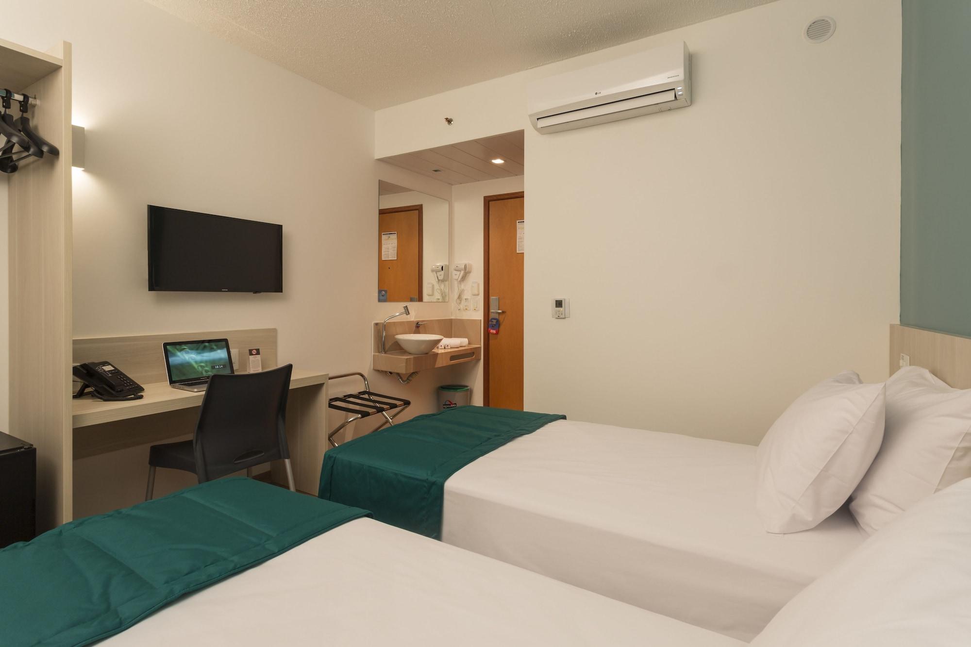 Hotel Go